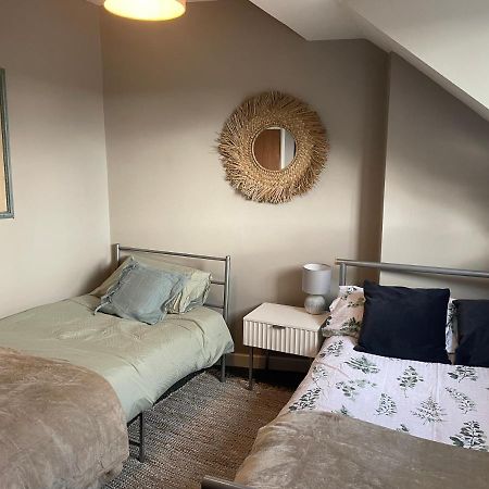 Perfect For Large Groups, Sleeps 15 Close To City Centre Sheffield Luaran gambar