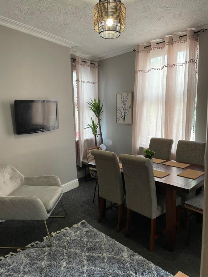 Perfect For Large Groups, Sleeps 15 Close To City Centre Sheffield Luaran gambar